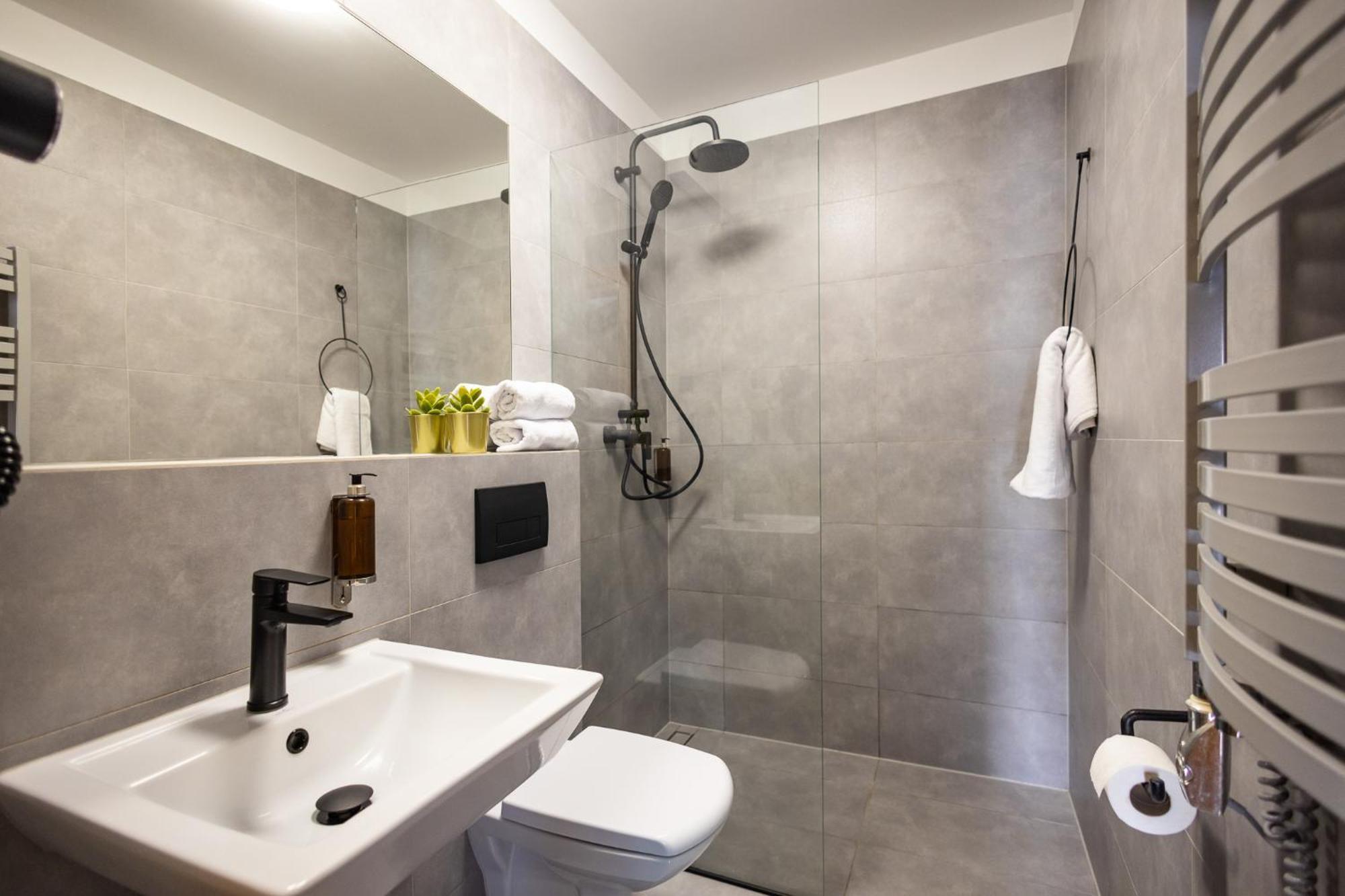 Rozana Loft - Old Town Apartment Krakow Bagian luar foto