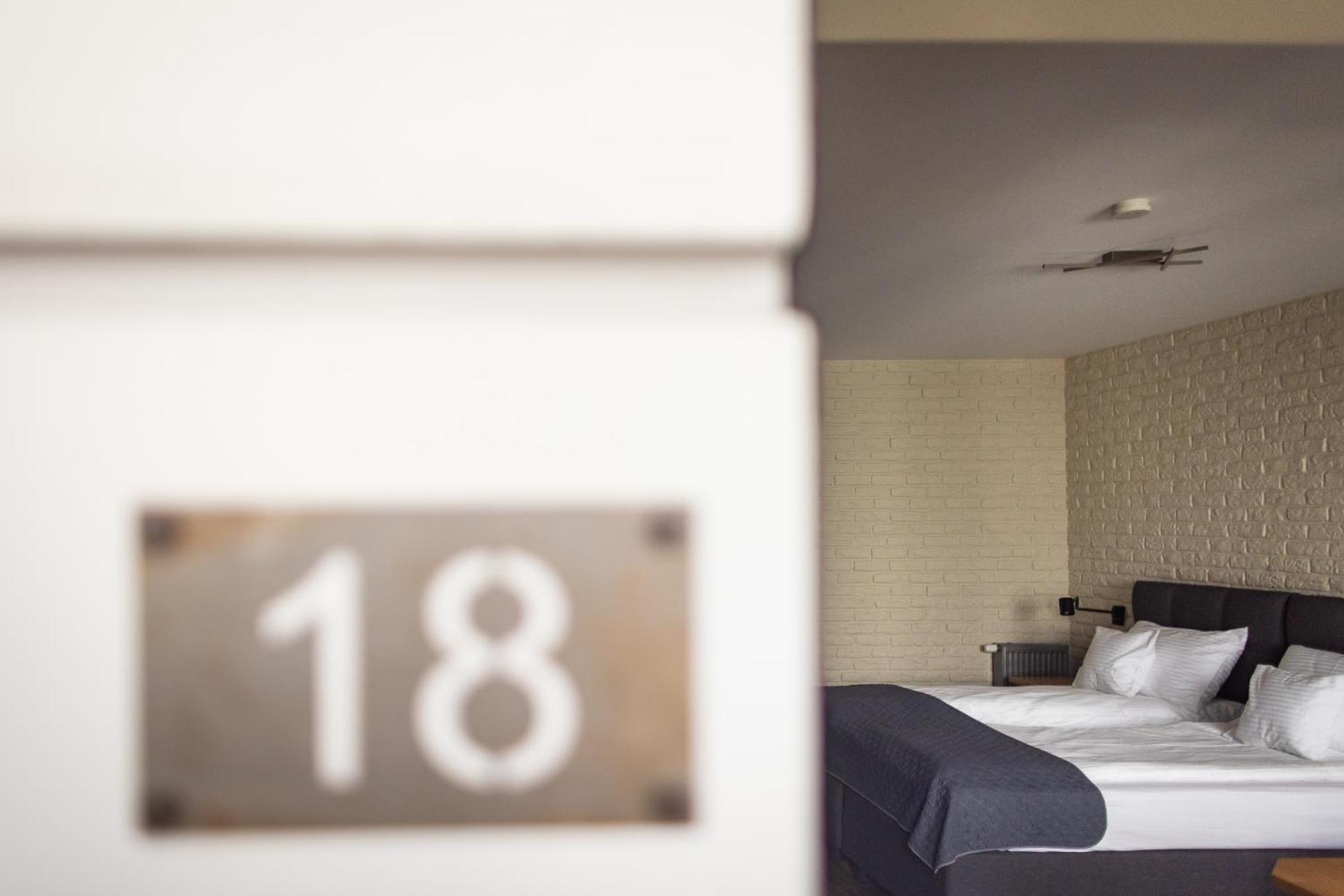 Rozana Loft - Old Town Apartment Krakow Bagian luar foto